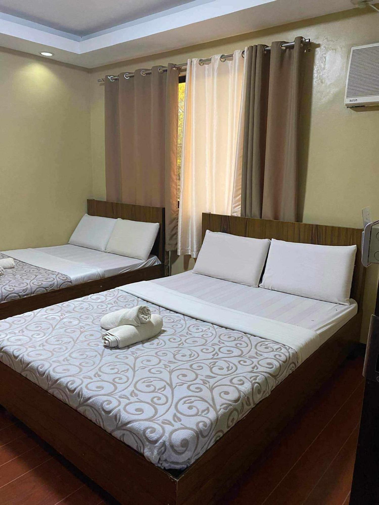 East Square Inn Bacolod Eksteriør billede