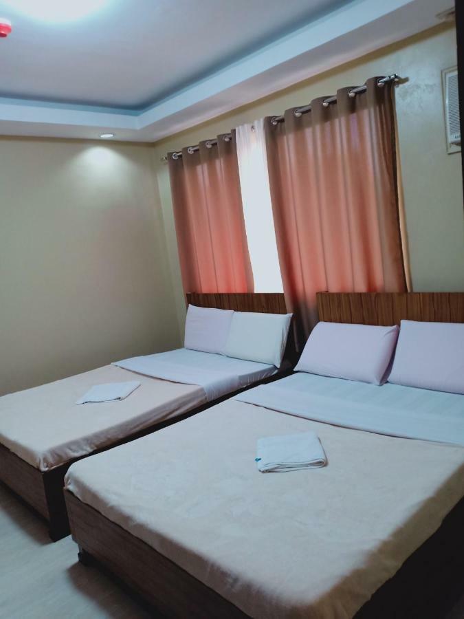 East Square Inn Bacolod Eksteriør billede