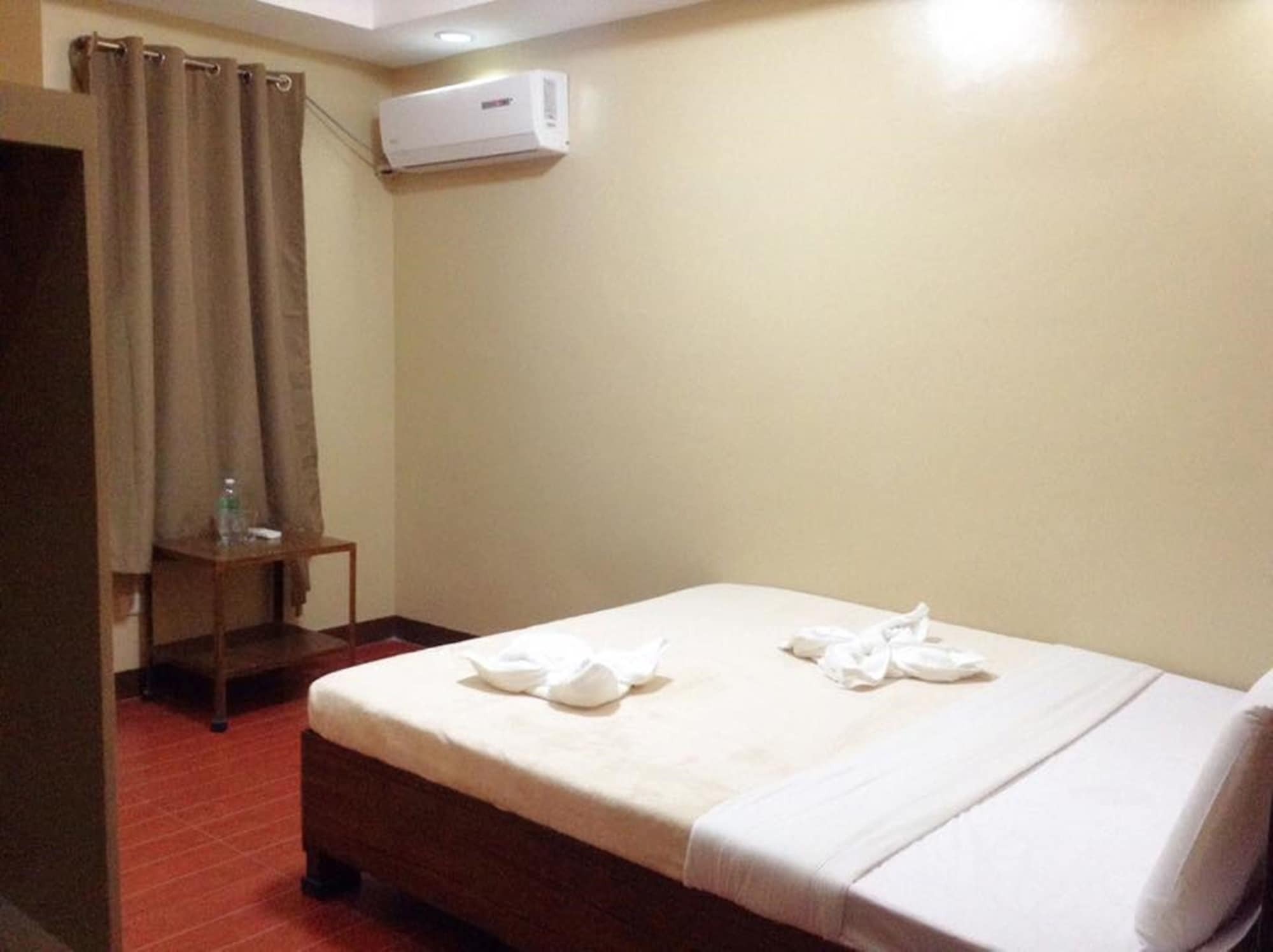 East Square Inn Bacolod Eksteriør billede